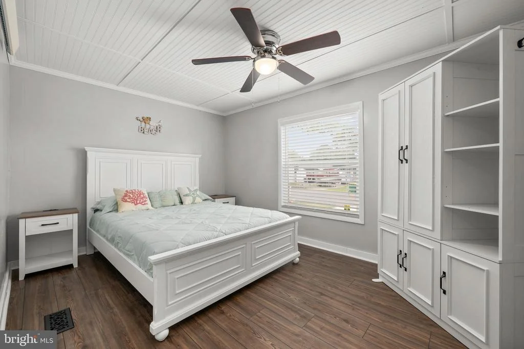 Photo of 35546 PINE DRIVE