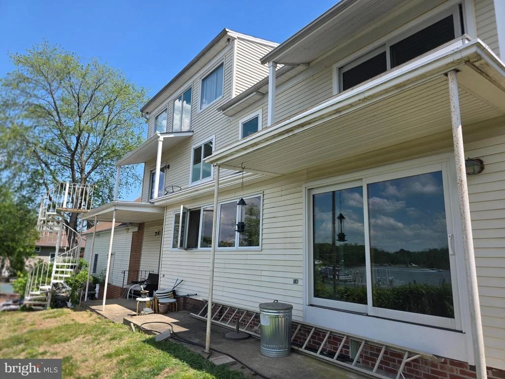 Photo of 145 EDGEWATER DRIVE