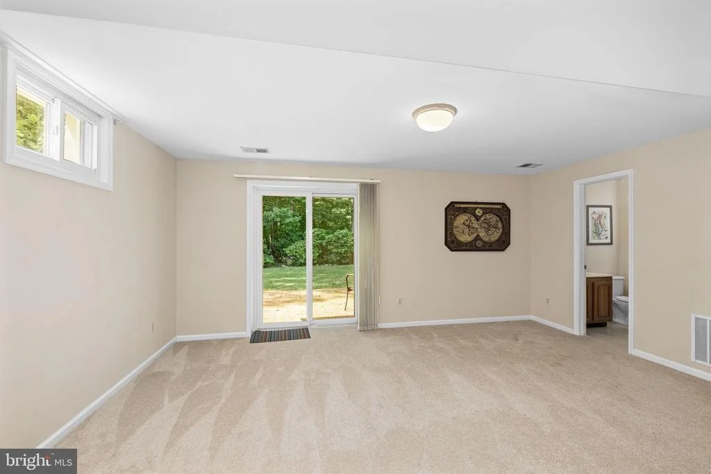 Photo of 9304 MAINSAIL DRIVE