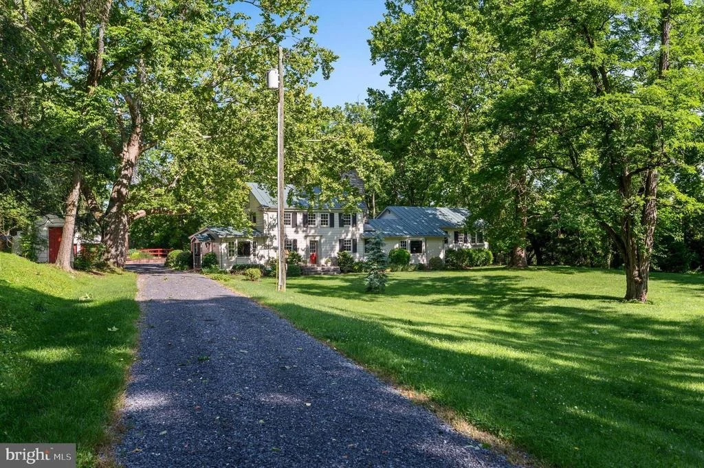 Photo of 6517 KABLETOWN ROAD