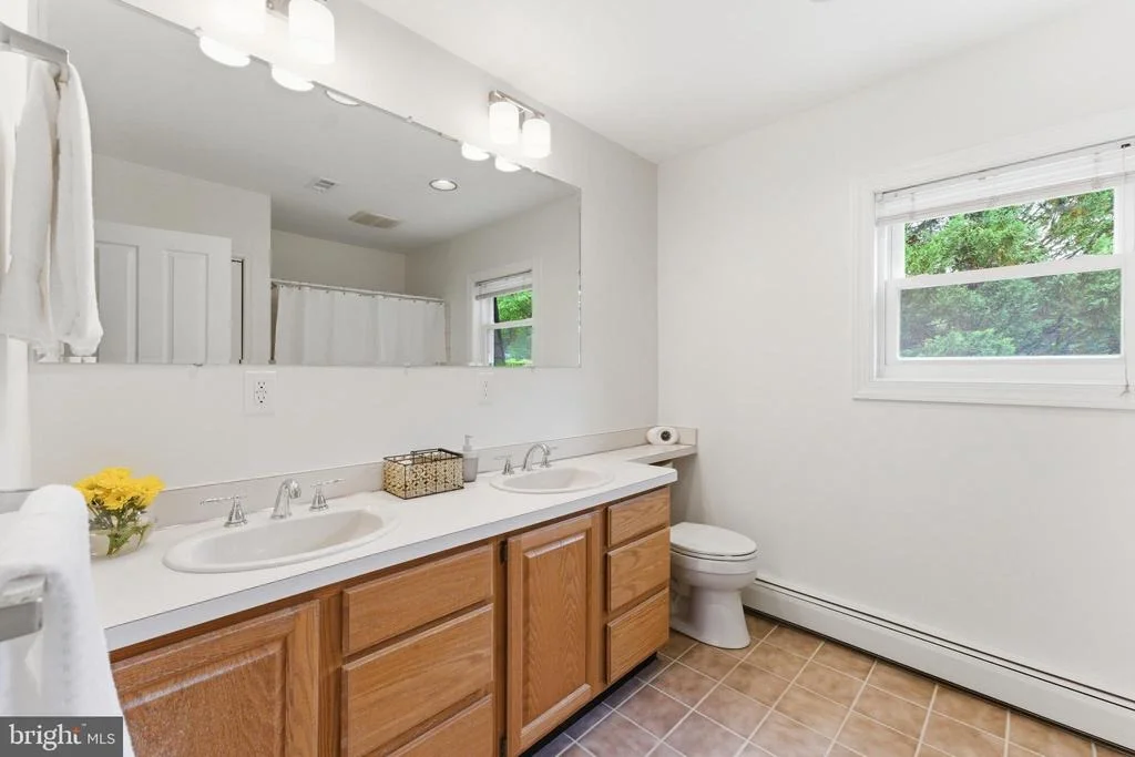 Photo of 2100 EDGEWATER PARKWAY