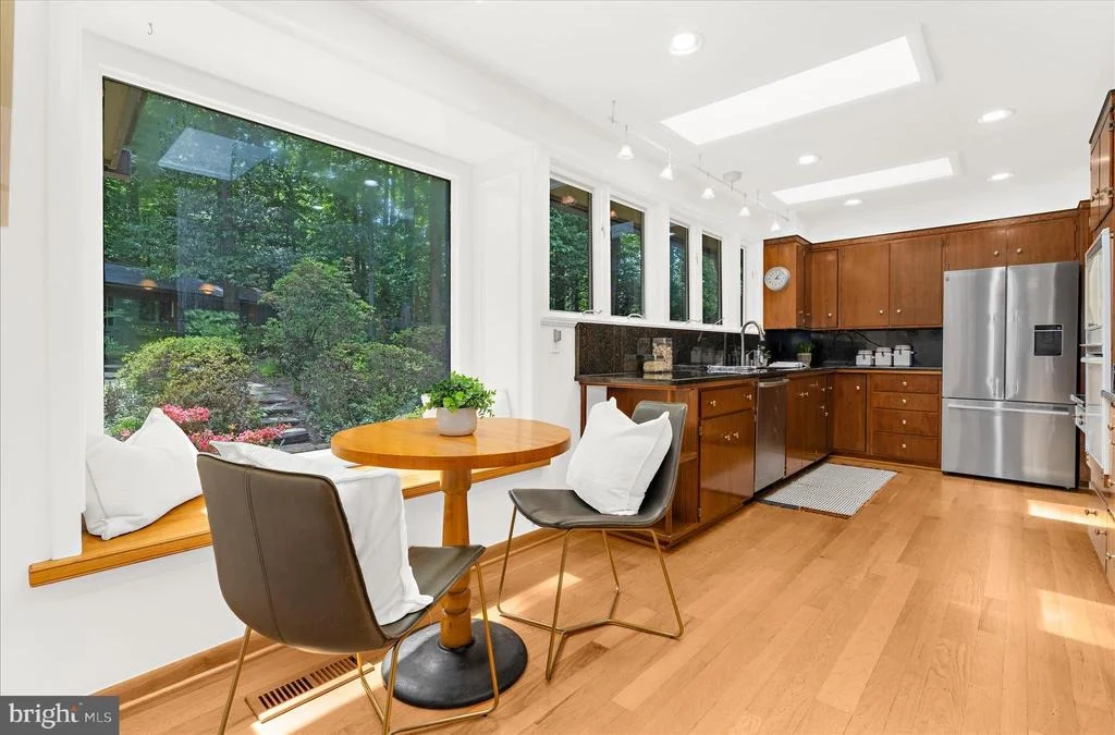 Photo of 698 DISCOVERY ROAD