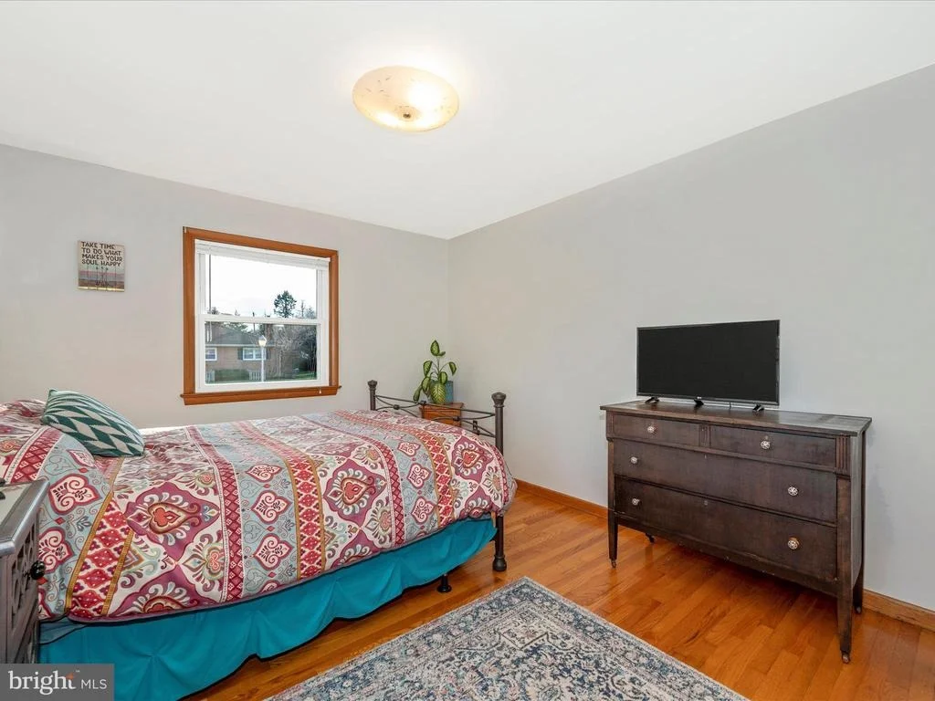 Photo of 232 WYNGATE DRIVE