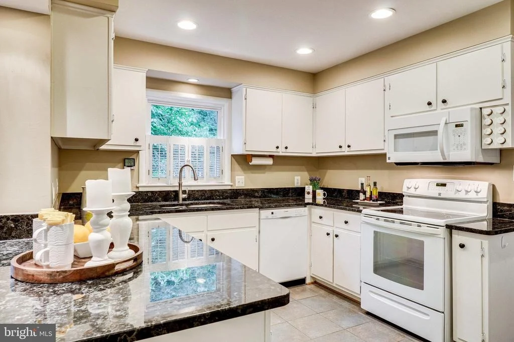Photo of 4144 ORCHARD DRIVE