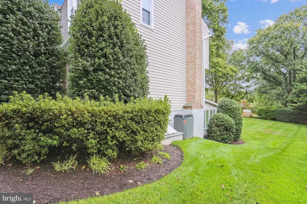 Photo of 6609 GARRETT ROAD