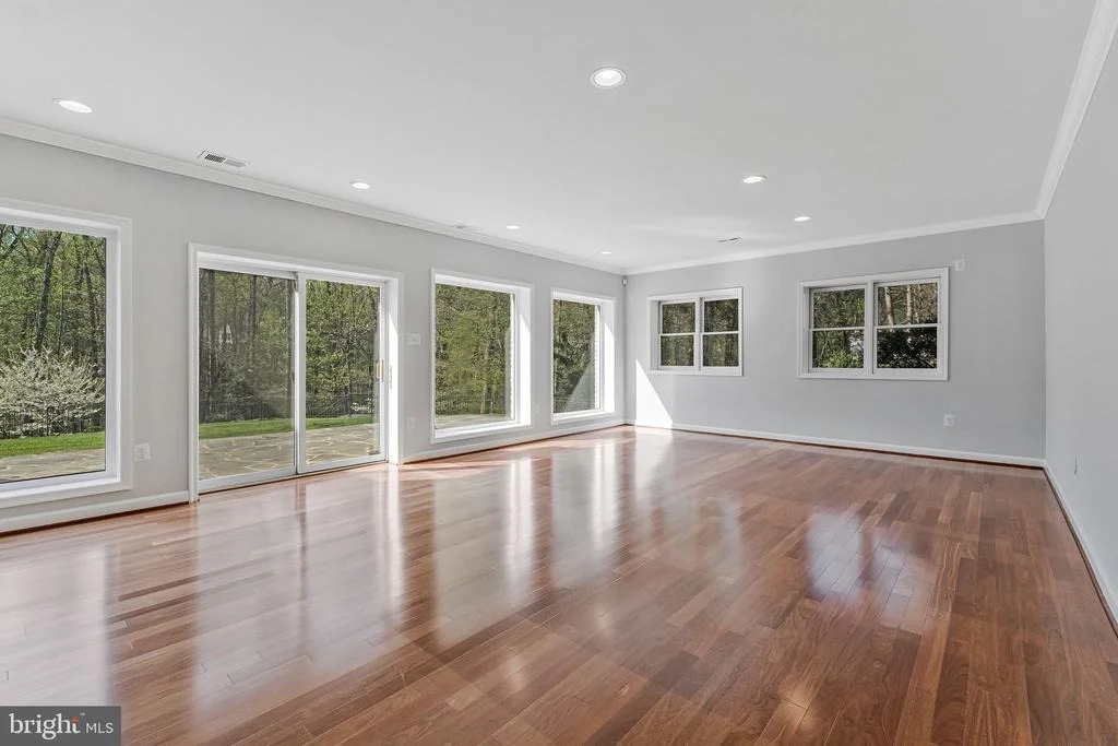 Photo of 8611 BROOK ROAD