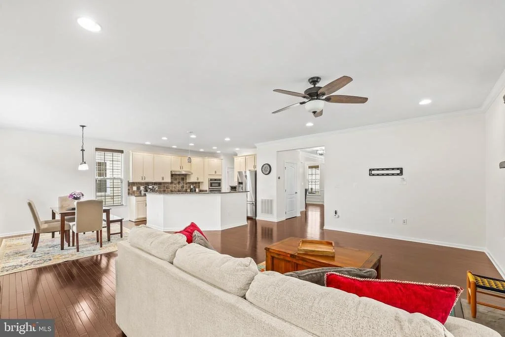 Photo of 43245 BARNSTEAD DRIVE