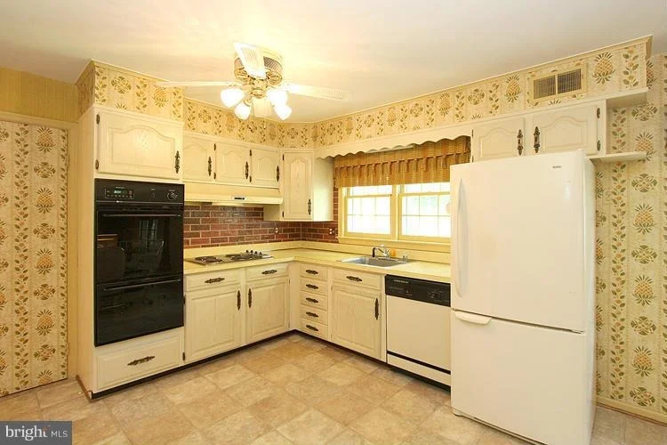 Photo of 14112 RIPPLING BROOK DRIVE