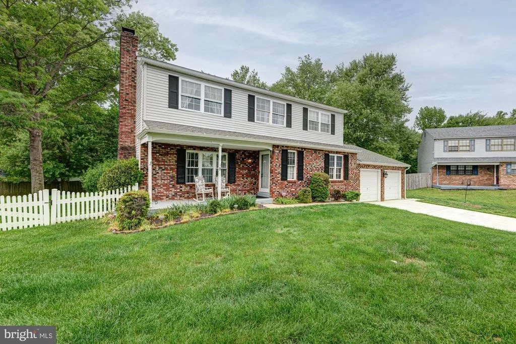 Photo of 8 RISA COURT