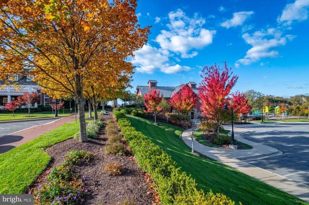 Photo of 1113 LONG FARM CIRCLE