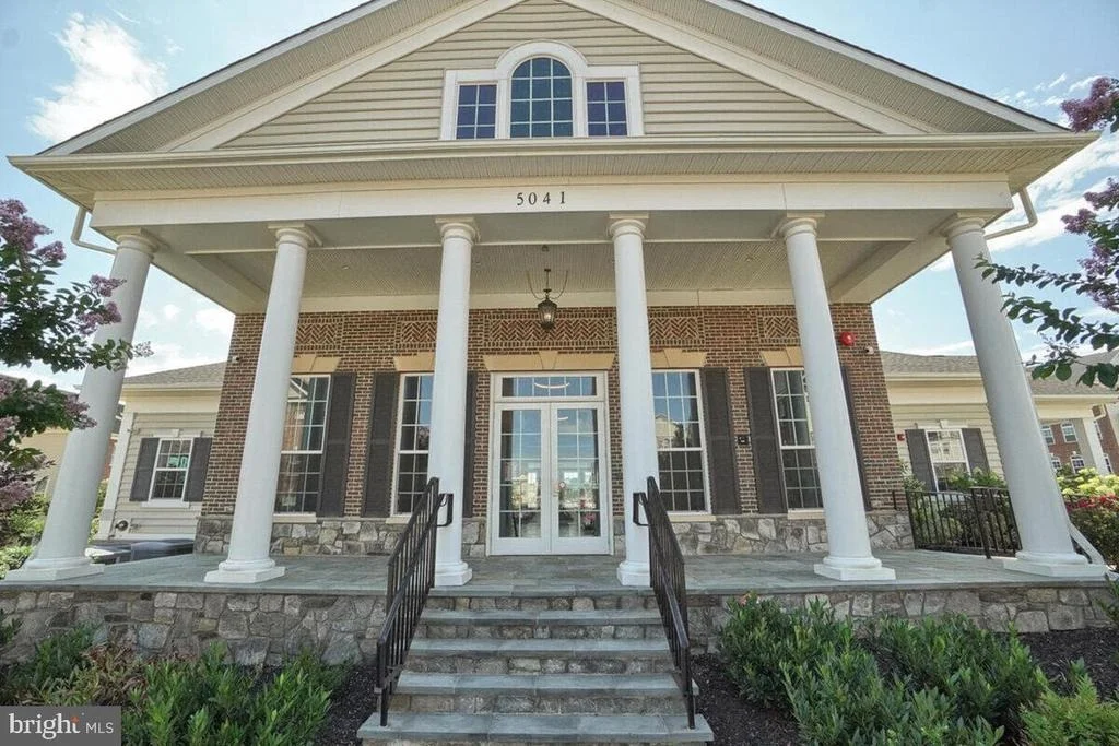 Photo of 5211 CONTINENTAL DRIVE