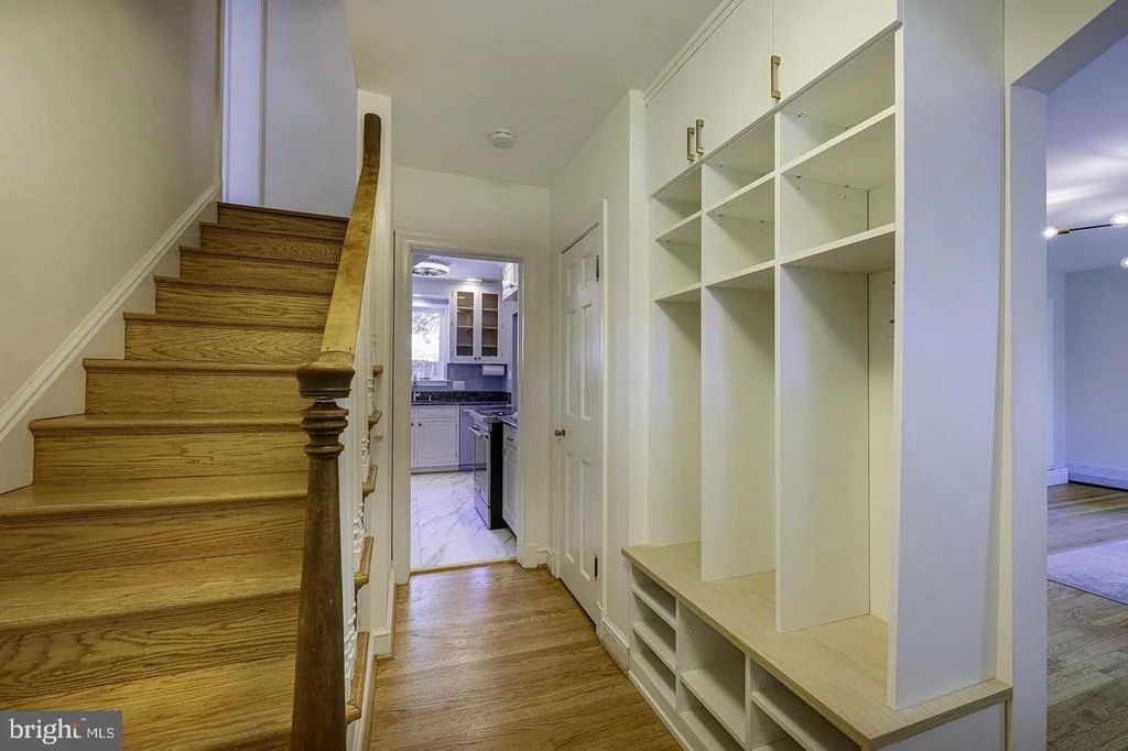 Photo of 3905 LAIRD PLACE