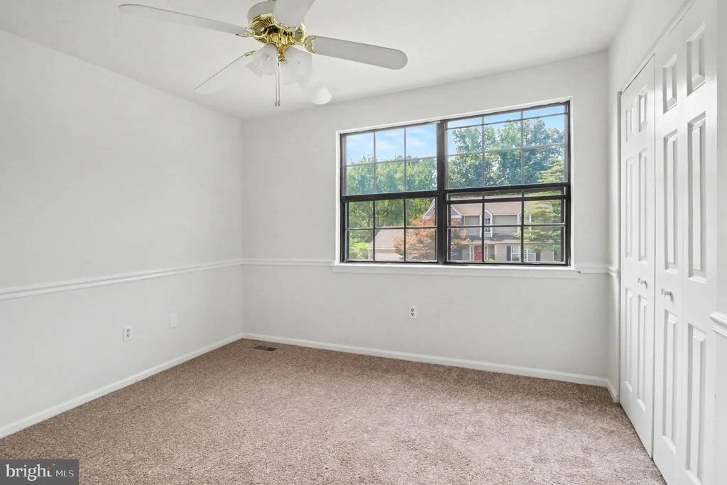 Photo of 737 FOX CHASE CIRCLE