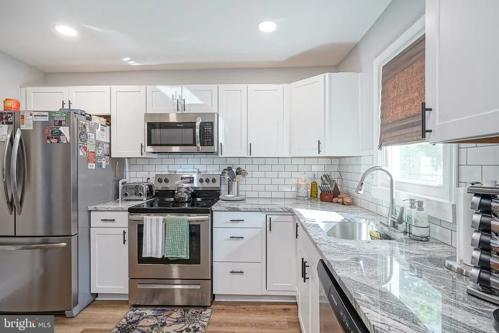 Photo of 42 EVERGREEN AVENUE