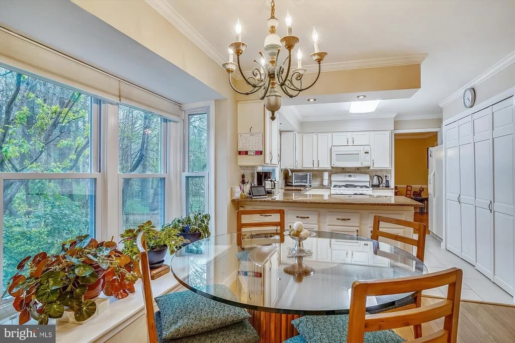 Photo of 2410 HENSLOWE DRIVE