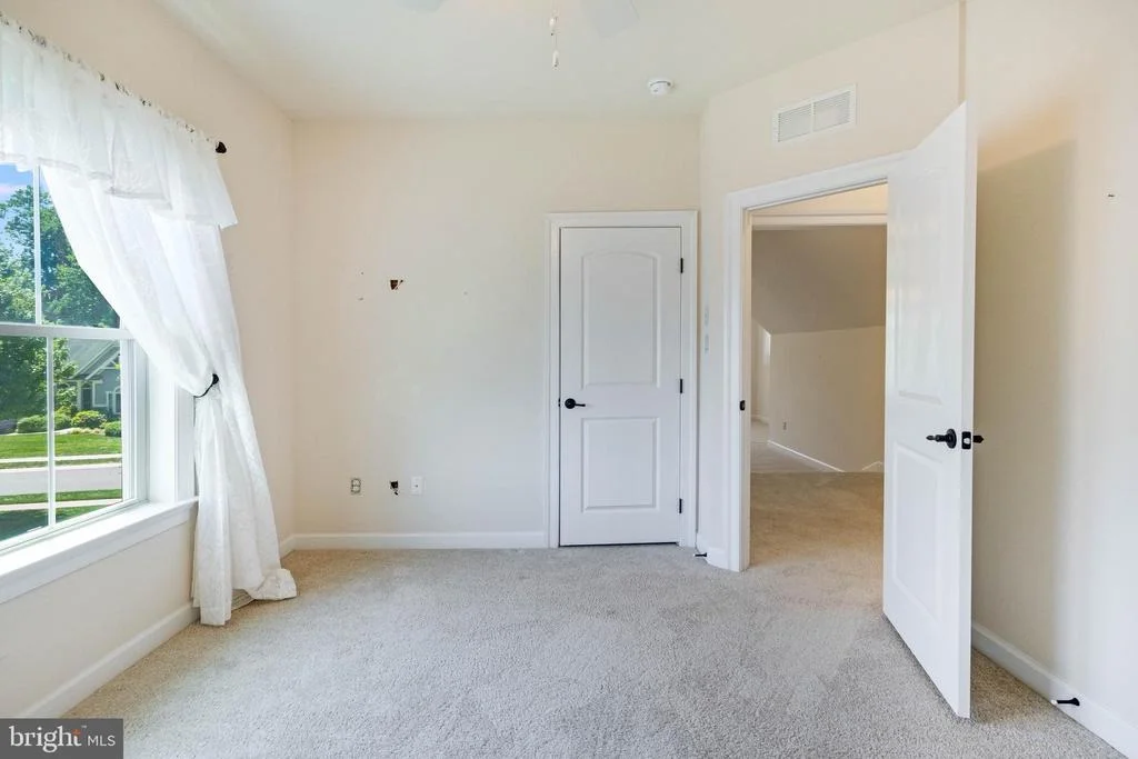 Photo of 30578 SILVERTON ROAD