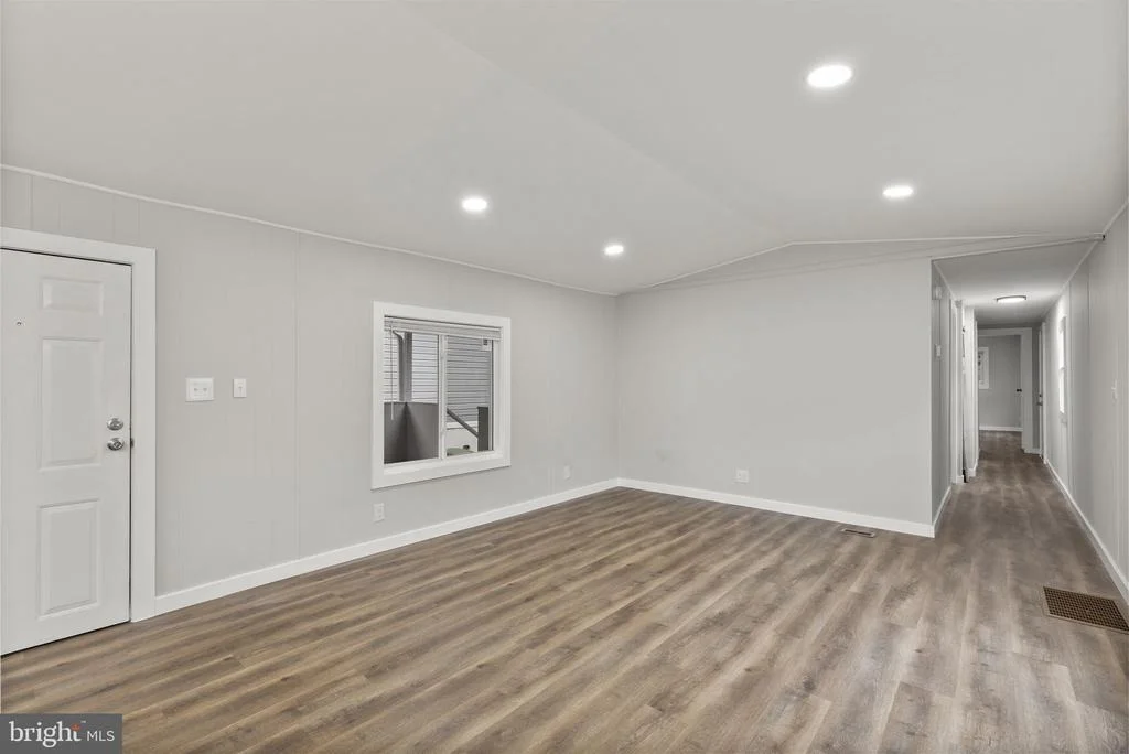 Photo of 635 SUNSET STRIP