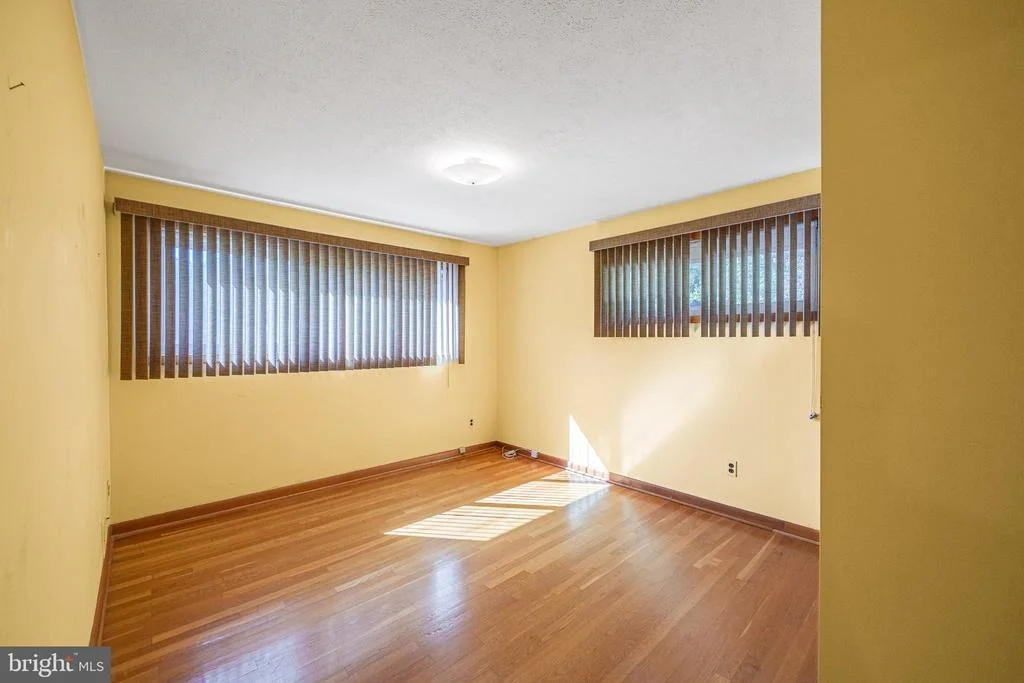 Photo of 1031 TRACY DRIVE