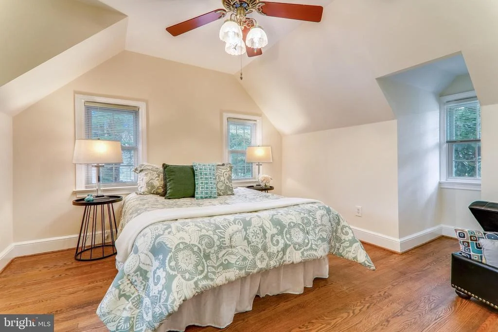 Photo of 8605 SPRINGVALE ROAD