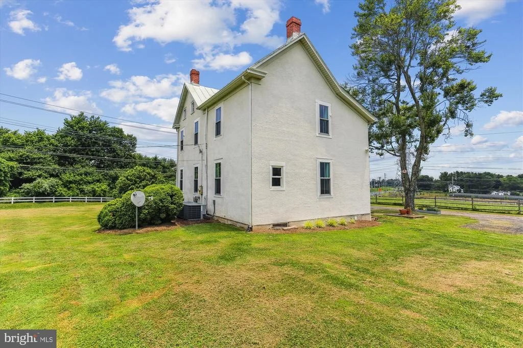 Photo of 6000 OLNEY LAYTONSVILLE ROAD
