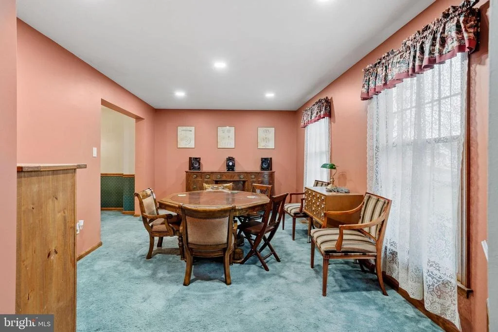 Photo of 10 ORLANDO DRIVE