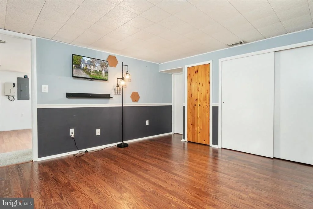 Photo of 234 MEADOW ROAD