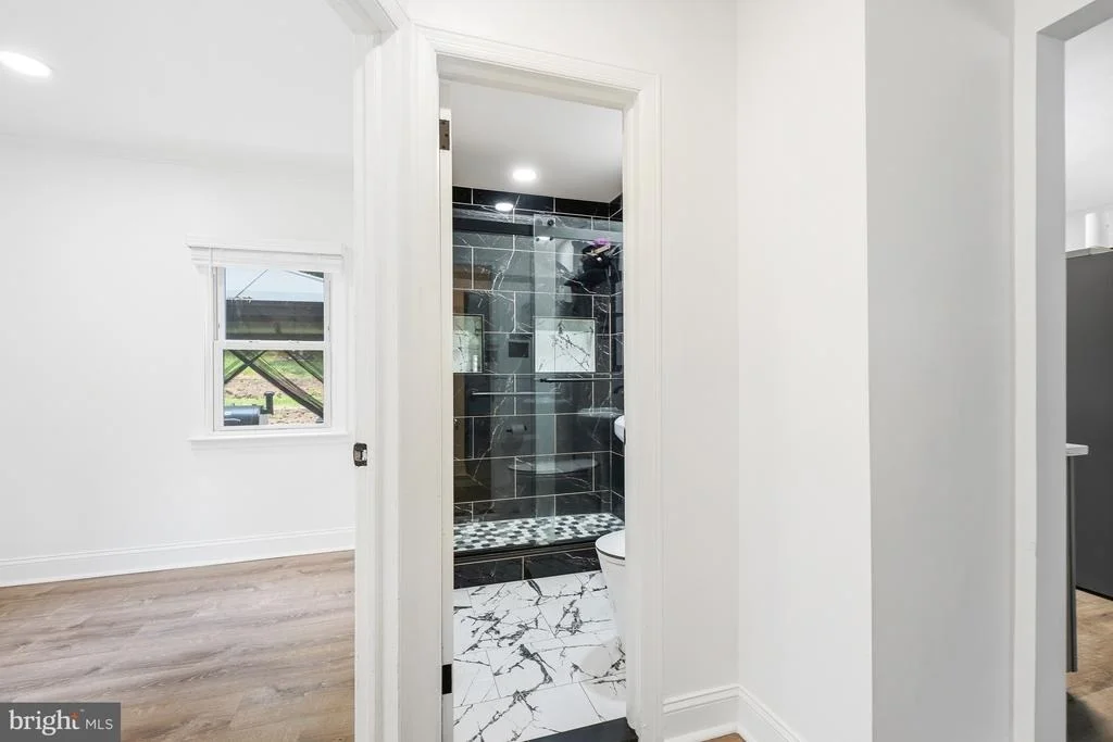 Photo of 4313 IVY GLEN ROAD