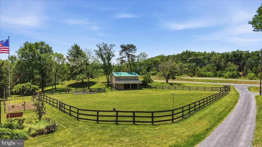 Photo of 2983 MILLWOOD PIKE