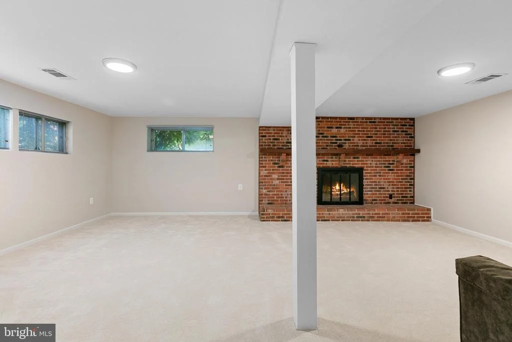 Photo of 5505 EASTBOURNE DRIVE
