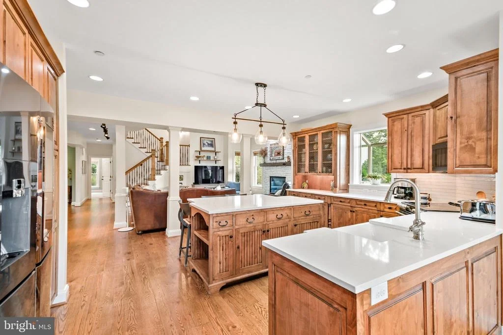 Photo of 8812 YELLOW SPRINGS ROAD