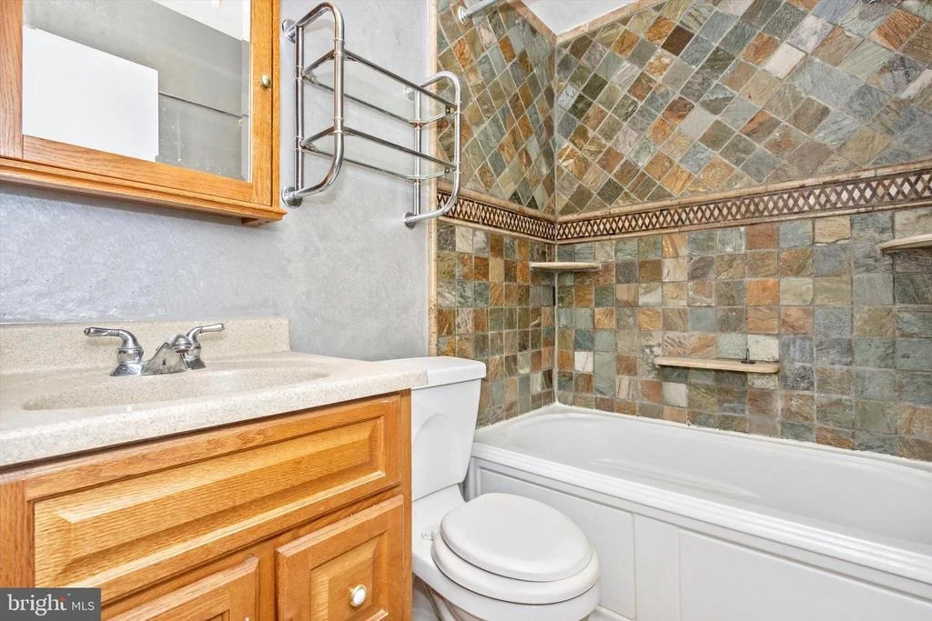 Photo of 17809 PARK MILL DRIVE