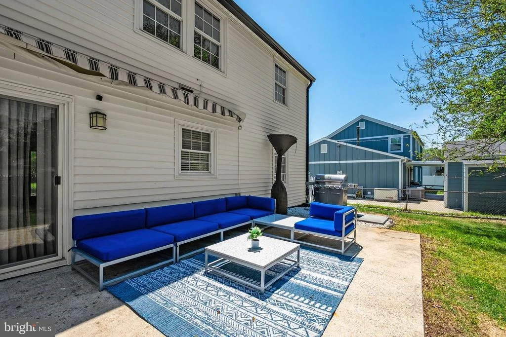 Photo of 4202 MINSTRELL LANE