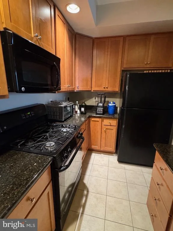 Photo of Unit 34A at 1814 POOLSIDE LANE