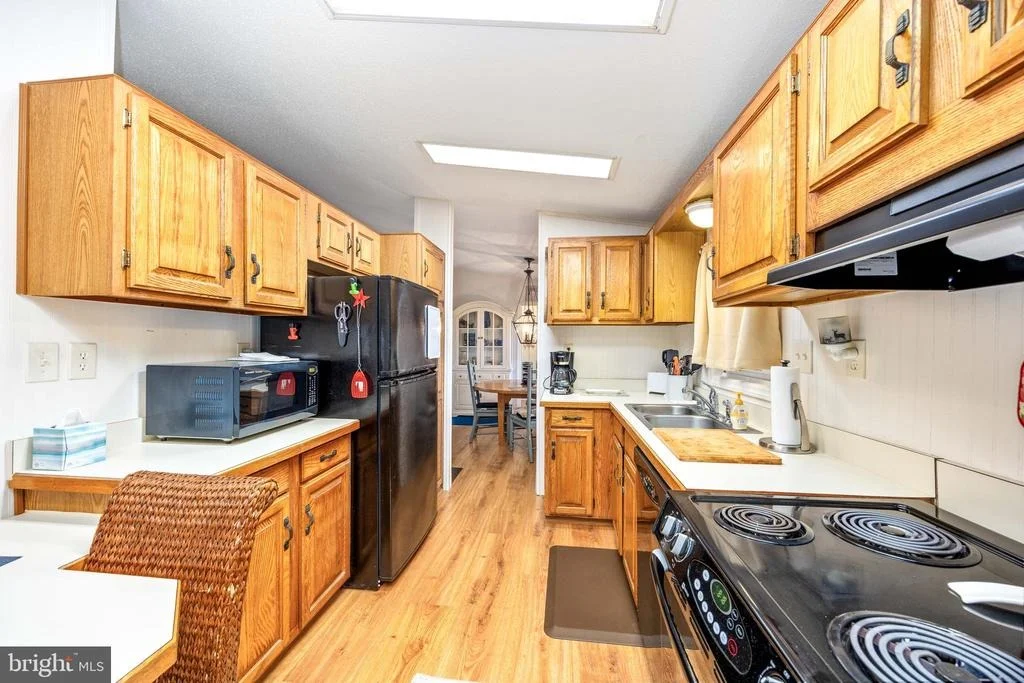Photo of 7940 RIVERVIEW ROAD