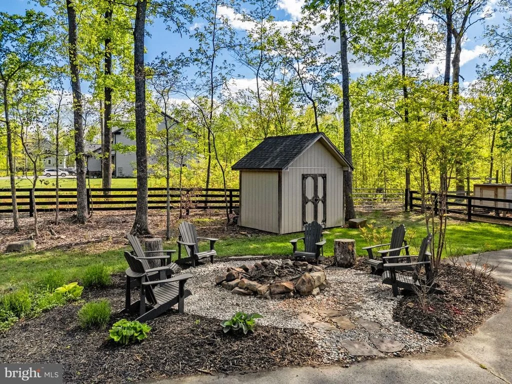Photo of 8794 BUCKLAND MILL ROAD