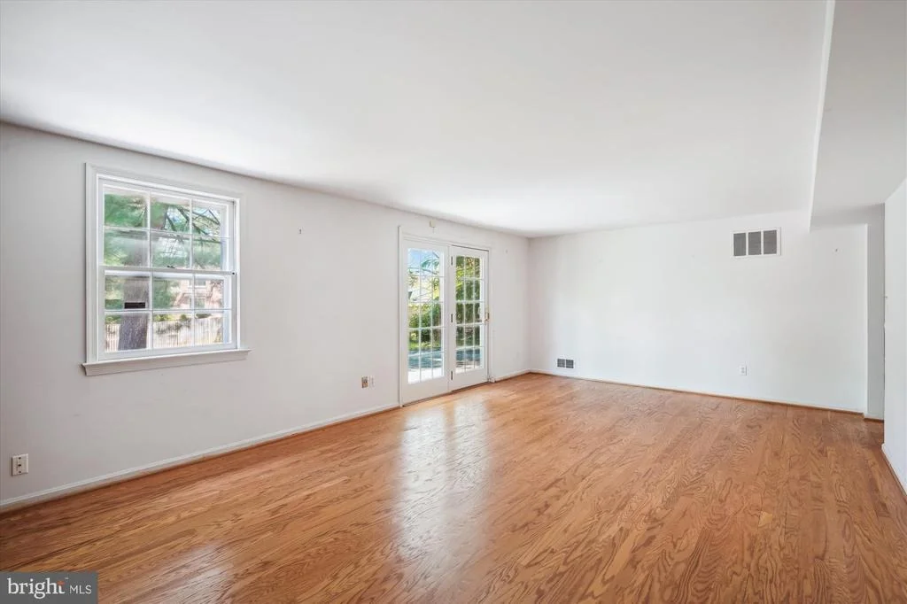 Photo of 11909 SMOKETREE ROAD