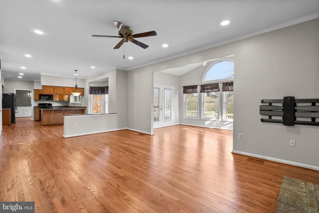 Photo of 9716 HUNTMASTER ROAD