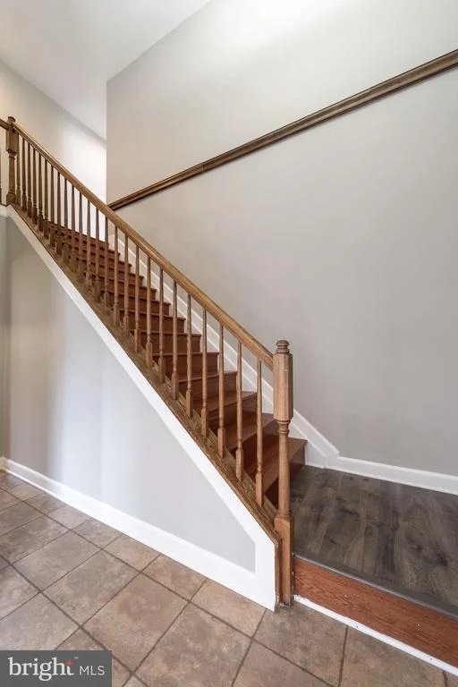Photo of 8135 HIGHPOINT ROAD