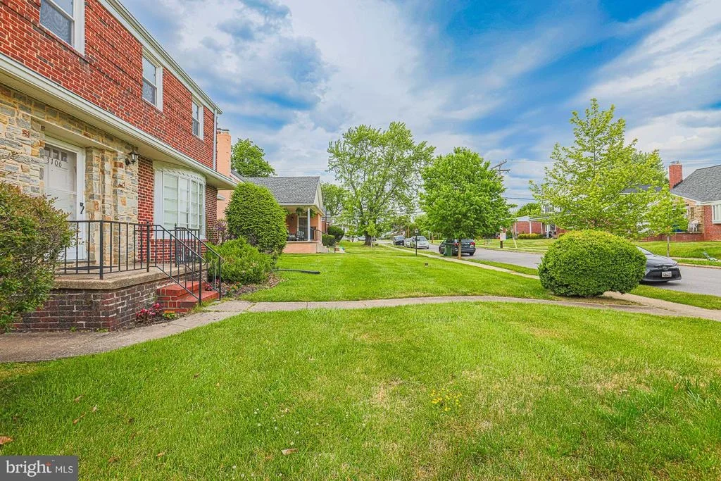 Photo of 3106 LABYRINTH ROAD
