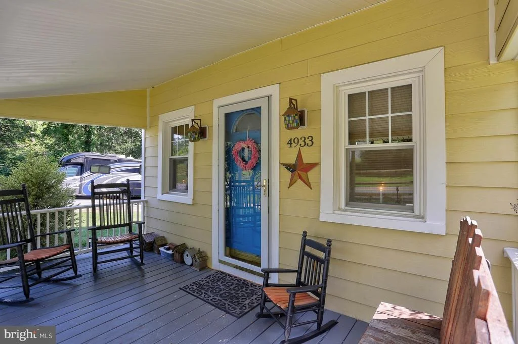 Photo of 4933 LANDING ROAD