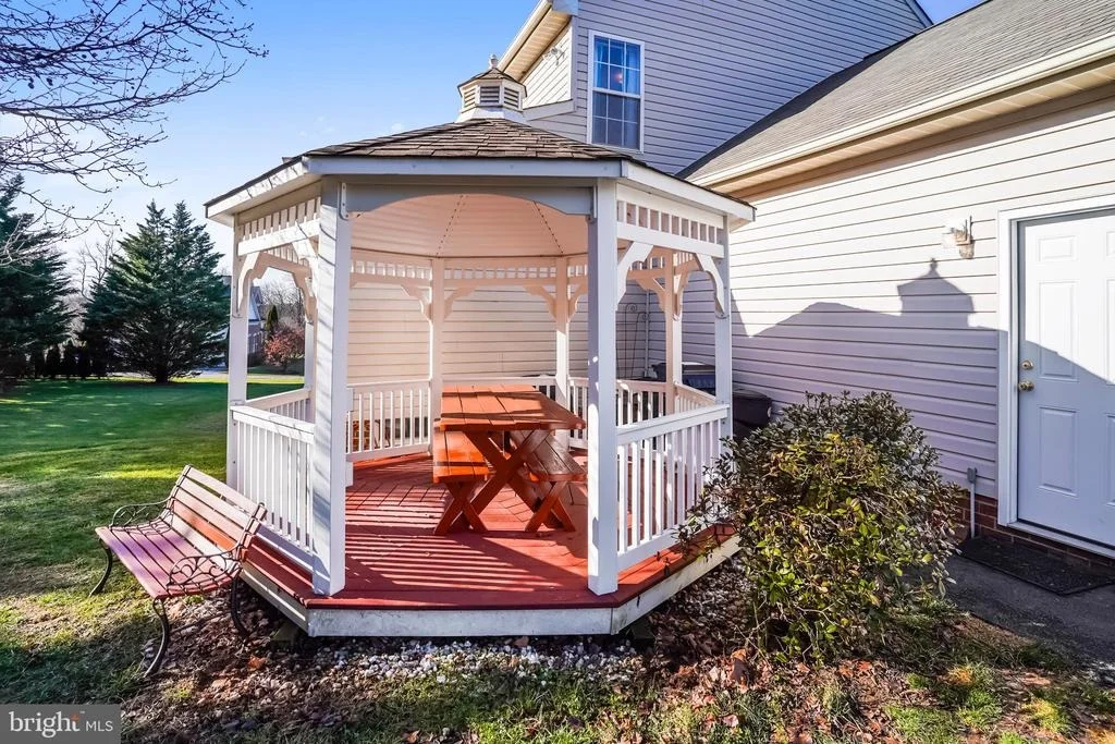 Photo of 2244 CHEROKEE DRIVE