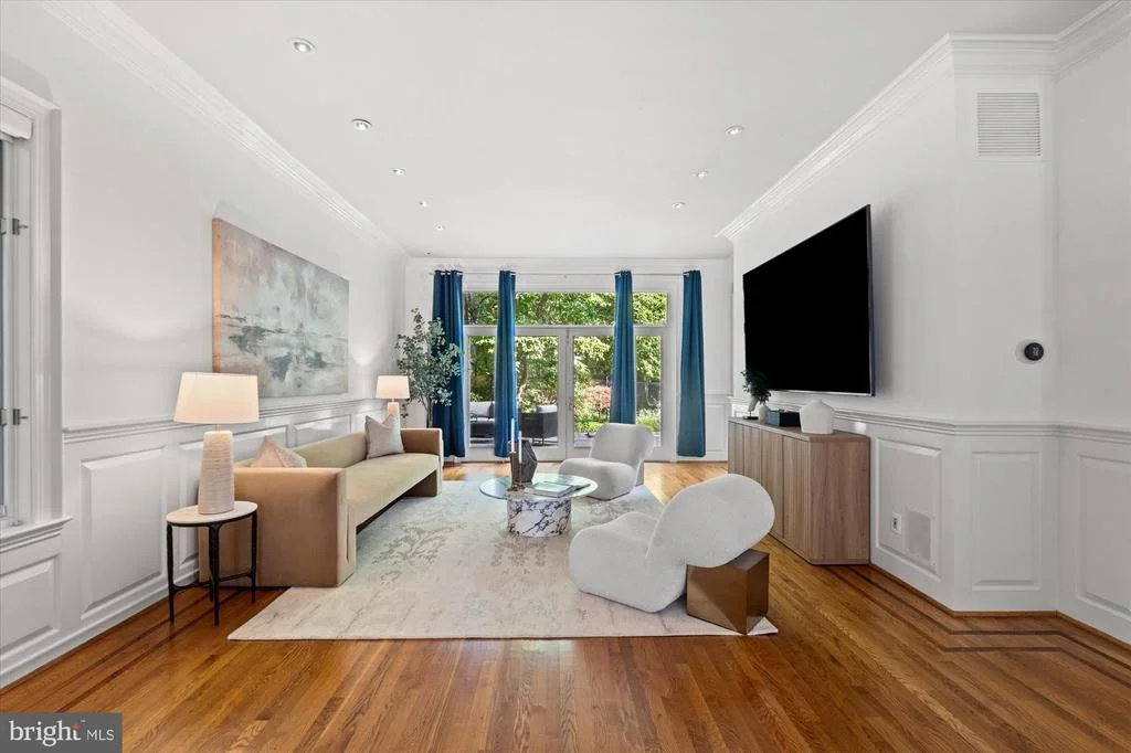 Photo of 4811 W STREET NW