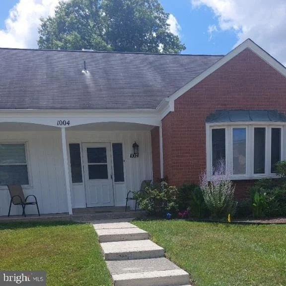 Photo of 1004 LAMBERTON DRIVE