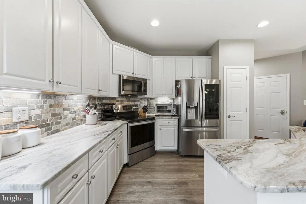 Photo of 9242 RAINBOW FALLS DRIVE