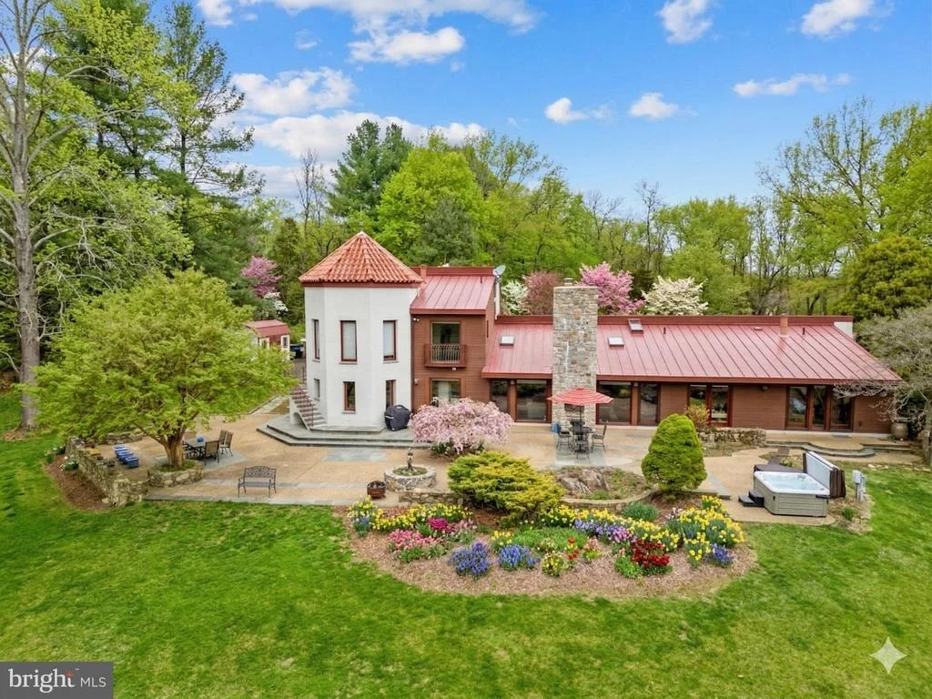 Photo of 3850 COBBLER MOUNTAIN ROAD