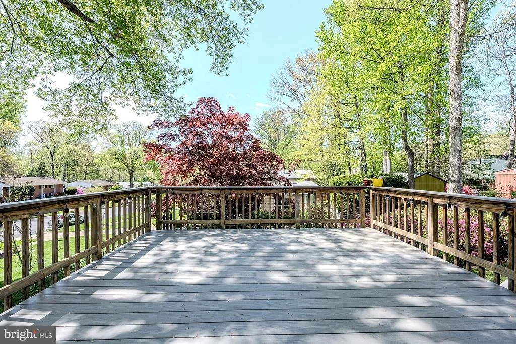 Photo of 6526 GREENVIEW LANE