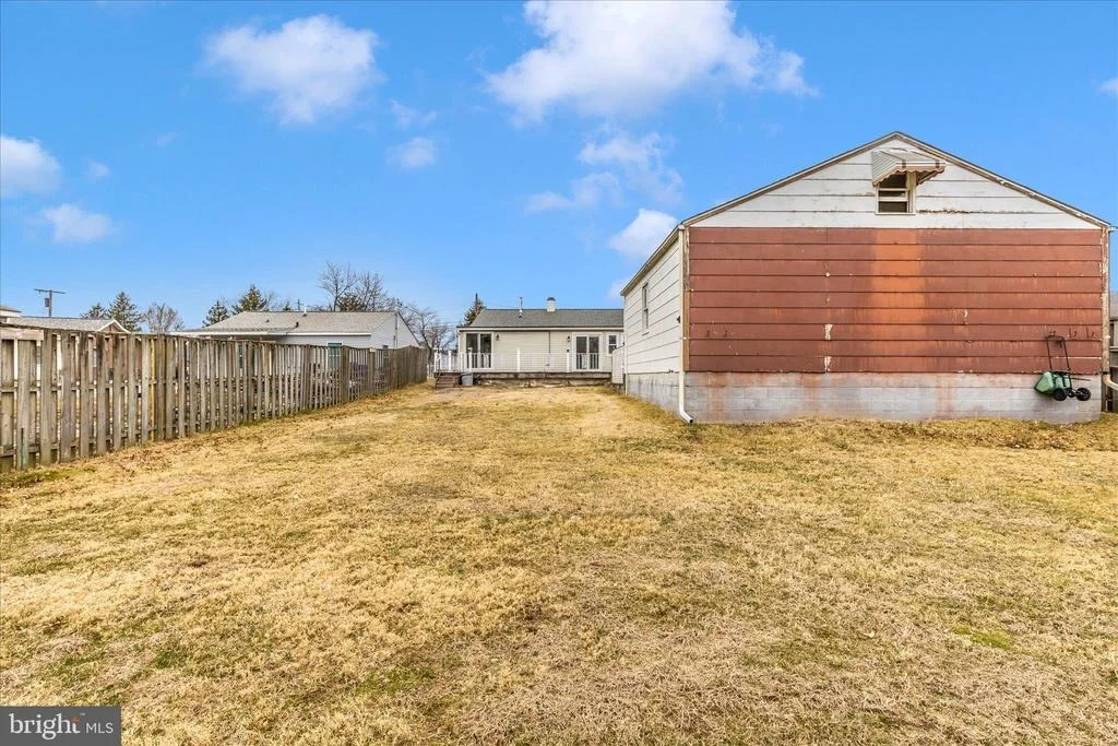 Photo of 502 MILITARY ROAD