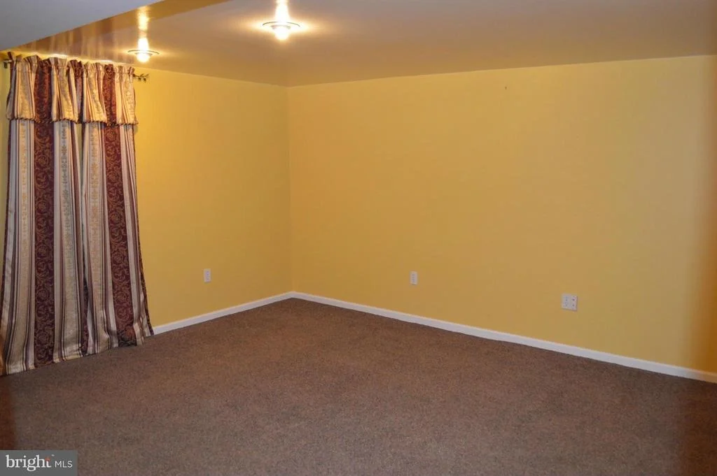Photo of 333 PARK HALL S
