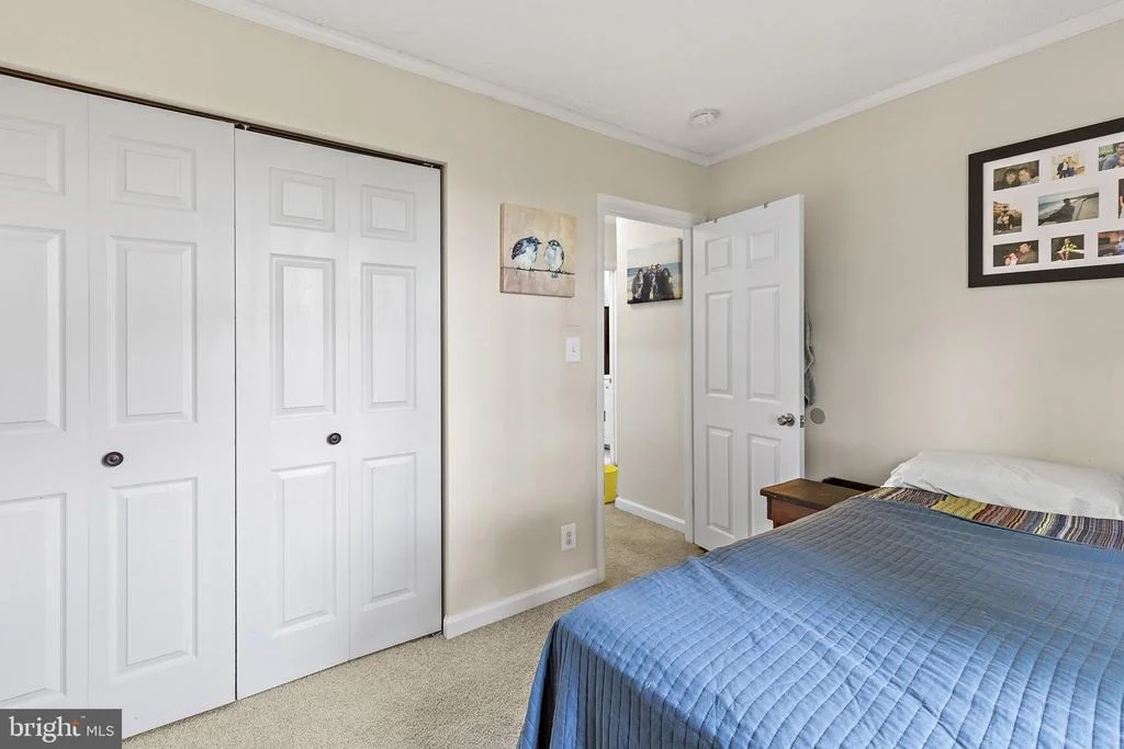 Photo of 5312 W HEAPS ROAD