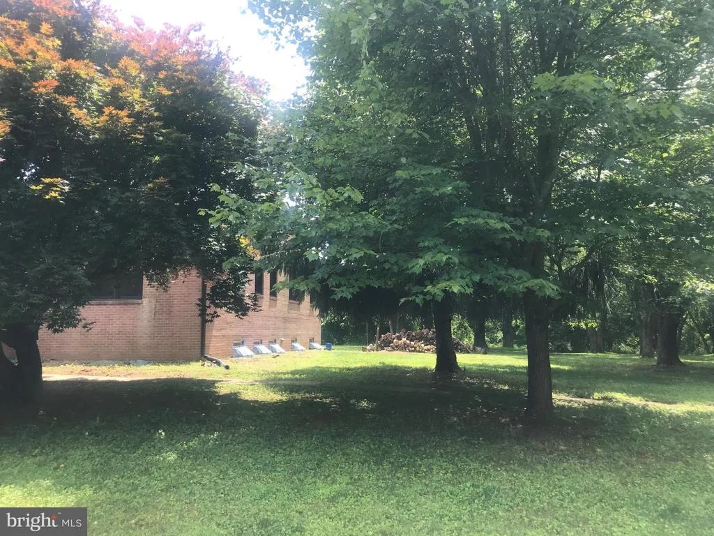 Photo of 16000 SCHAEFFER ROAD